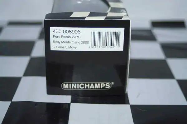 Minichamps ford focus wrc 2000 rally monte carlo #6 430 008906
