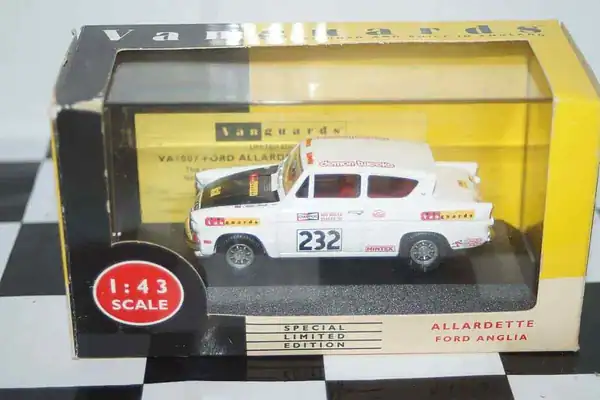 Vanguards ford 'allardette' anglia #232 va1007 1/43 diecast
