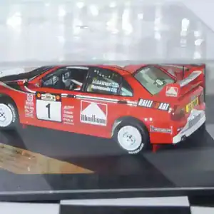 Vitesse skid mitsubishi lancer evo vi safari kenya rally #1 1999 makinen skm99051