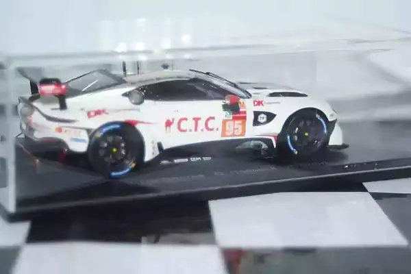 Spark aston martin vantage amr 2nd tf sport 24hr lemans 2021 #95 1:43 s8273