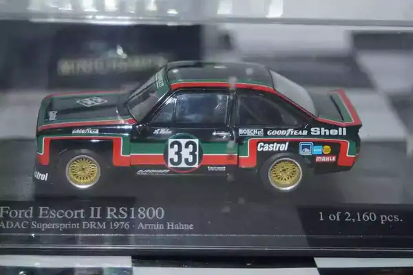 Minichamps ford escort mk2 rs1800 drm superprint 1976 400 768433 1:43