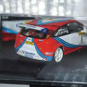 Vitesse / skid ford focus wrc 'martini' #8 rally monte carlo 1999 1:43 skm99035