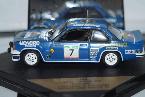 Vitesse opel ascona 400 #7 'publimmo'operto wine rally 1981 ref l194 -cracks in case
