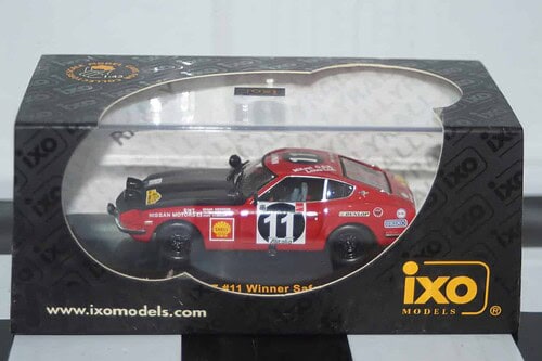 Ixo datsun 240z #11 winner safari rally 1971 e.herrmann rac044
