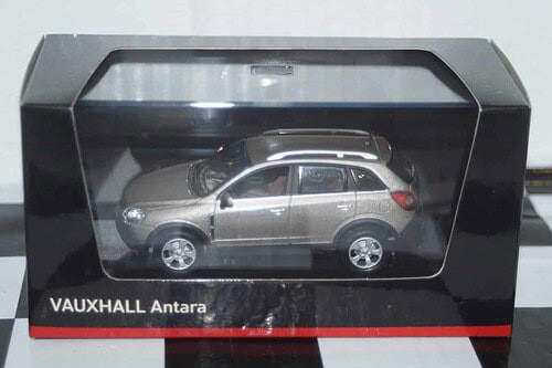 Norev (dealer box)vauxhall antara titanium 1:43 461430733411