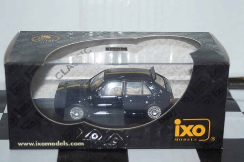 Ixo lancia delta hf intergrale 'club hifi' 1994 black clc080