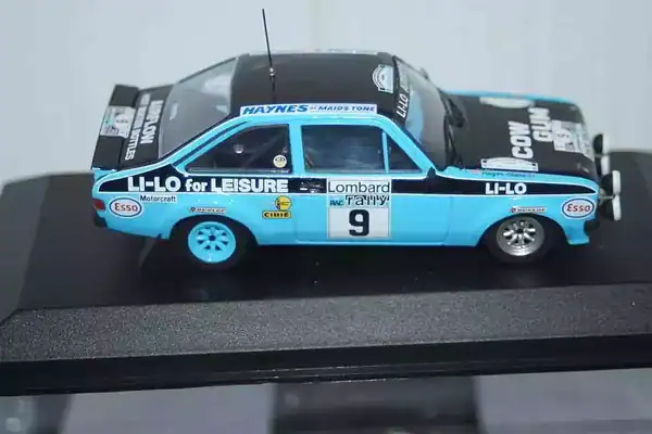 Minichamps ford escort mk2 rs1800 #9 1978 clark/wilson 400 788409 1:43 ltd300