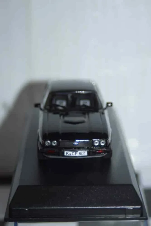 Norev ford capri mk3 black 1980 1:43 diecast 270564