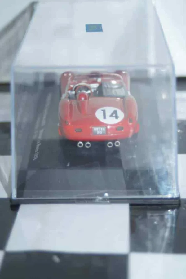 Ixo ferrari 250 tr #14 winner le mans 1958 diecast 1:43 lm1958