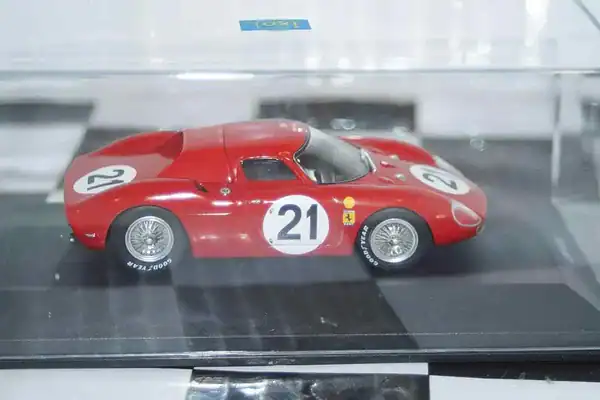 Ixo ferrari 275lm #21 winner le mans 1965 diecast 1:43 lm1965