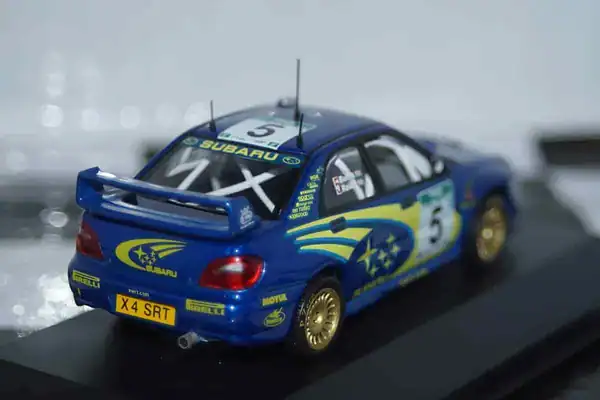 Ixo subaru impreza wrc new zealand rally 2001 burns #5 rally car collection 1/43rd