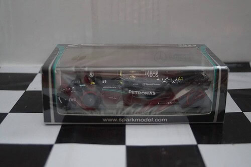 Spark mercedes-amg petronas f1 spanish gp #44 2023 l hamilton s8911