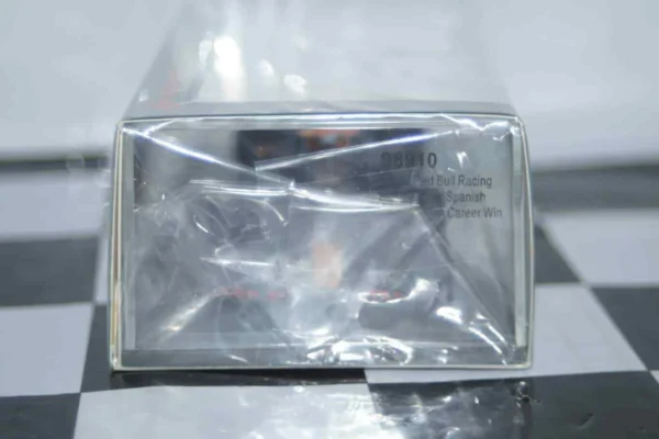 Spark oracle red bull racing rb19 winner spanish gp 2023 1:43 resin s8910