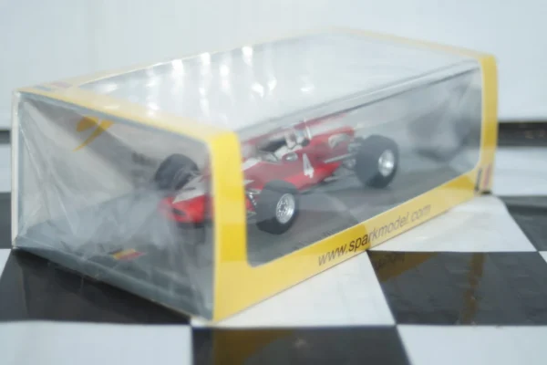 Spark lola t600 winner gp limbourg f2 1967 #4 1:43 resin sb693