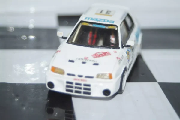 Tip top models tt137 mazda 323 gra "frau-le corre" rmc 98 assembled kit 1:43