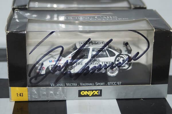 Onyx vauxhall vectra btcc 1997 warwick 1:43 scale xt062
