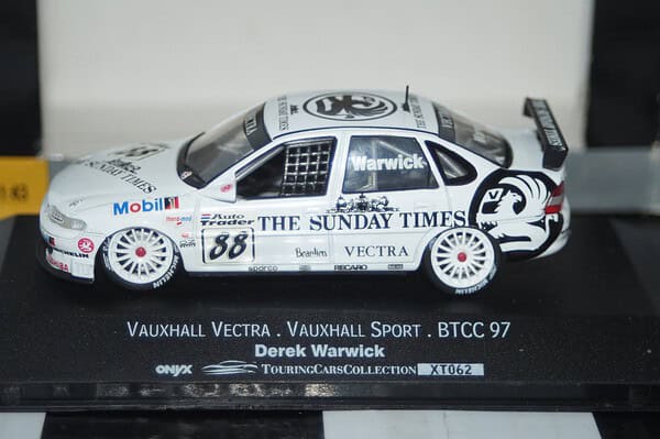 Onyx vauxhall vectra btcc 1997 warwick 1:43 scale xt062