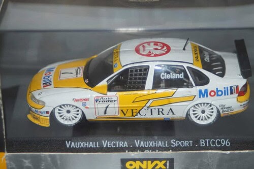 Onyx vauxhall vectra btcc 1996 cleland 1:43 scale xt003
