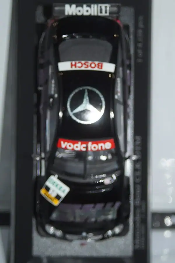 Minichamps mercedes clk coupe 2003 dtm team amg j.alesi 400 033310