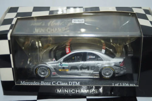 Minichamps mercedes c class  2006 dtm n.lauda 400 063421