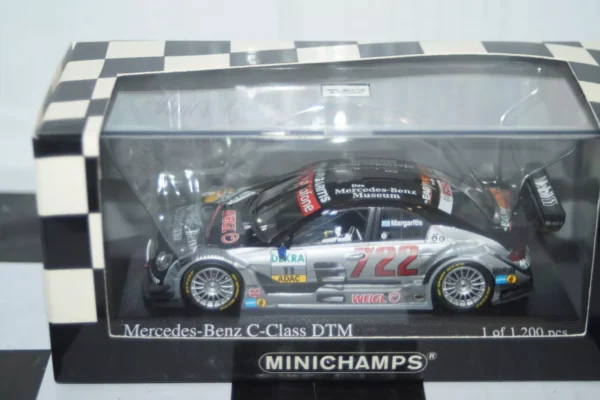 Minichamps mercedes c class 2006 dtm a.margaritis 400 063581