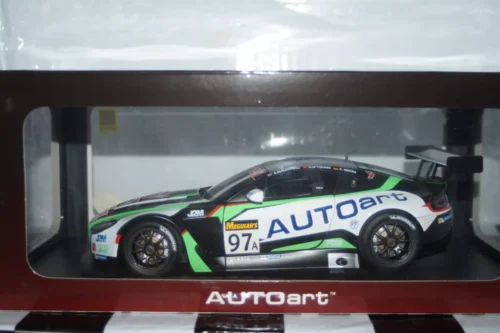 Autoart aston martin vantage 12hr endurance 2015 #97a 1:18 scale 81506