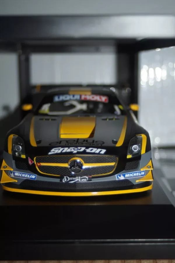 Minichamps mercedes benz sls amg gt3 #36a 2013 1:18 scale 155133136