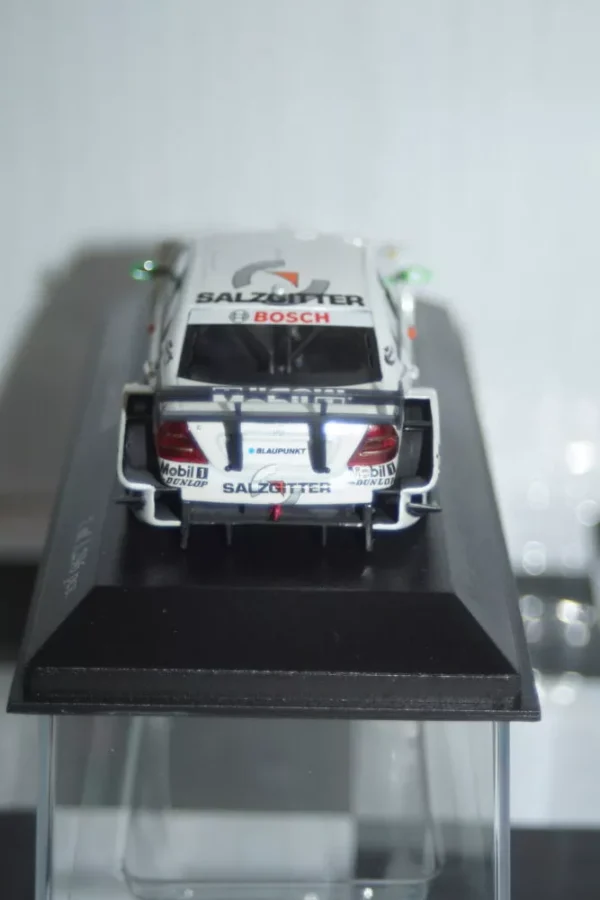 Minichamps mercedes c class 2006 dtm green 400 063603