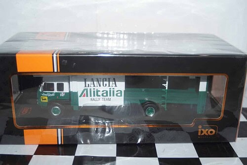 Ixo fiat 673 racing transporter 1976 lancia italia rally team 1:43 scale tru038