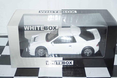 Whitebox ford rs 200 white 1:24 wb124211
