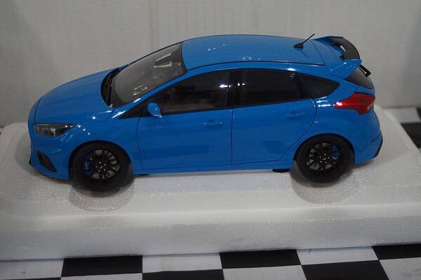 Autoart ford focus rs 2016 blue opening features 1:18 scale 72953