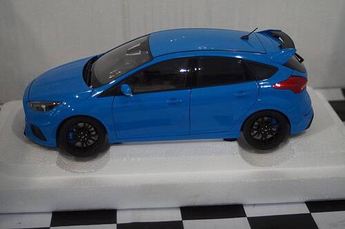 Autoart ford focus rs 2016 blue opening features 1:18 scale 72953