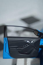 Autoart ford focus rs 2016 blue opening features 1:18 scale 72953