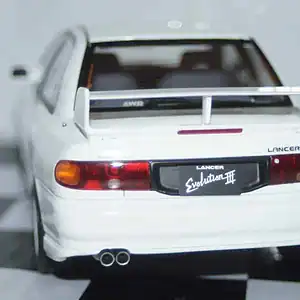 Otto mitsubishi lancer evo 3 white 1:18 resin ot1065