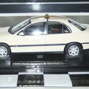 Triple 9 opel omega b 1996 german taxi ivory 1:18 t9-1800434
