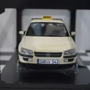 Triple 9 opel omega b 1996 german taxi ivory 1:18 t9-1800434