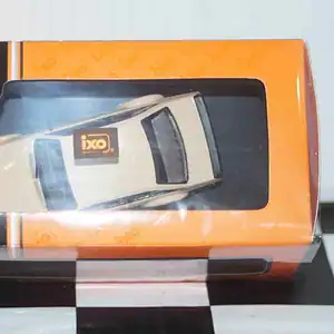 Ixo ford escort mk2 1976 clc538n in beige diecast 1:43