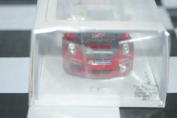 Spark porsche 911 gt3 carrera cup winner japan fuji 2017 #23 1:43 sj052
