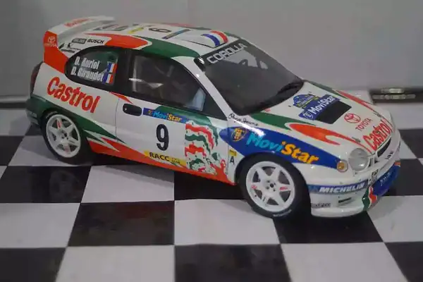 Otto toyota corolla wrc #9 catalunya 1998 auriol 1:18 ot1102