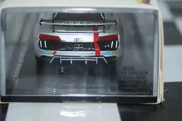 Spark audi r8 lms gt4 sp-x class 24hr nurburgring 2017 #18 1:43 ref sg302