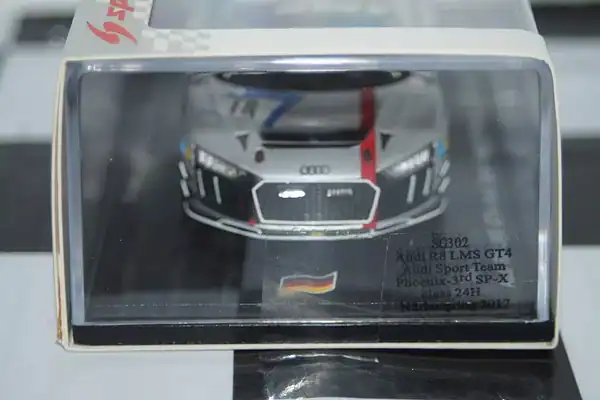 Spark audi r8 lms gt4 sp-x class 24hr nurburgring 2017 #18 1:43 ref sg302