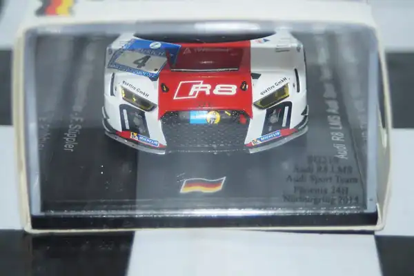 Spark audi r8 lms gt3 24hr nurburgring 2015 #4 1:43 ref sg210