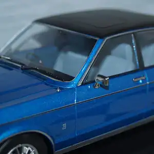 Model car group ford granada mk1 blue / black 1975 rhd uk exclusive mcg18468