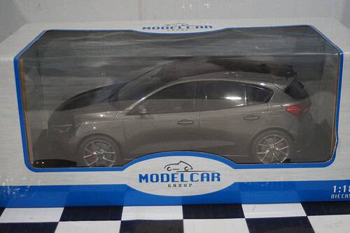 Model car group ford escort rs turbo 1985 black 1/18th mcg18420