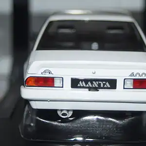 Norev opel manta 400 white 1982 1:18 scale 183302 ltd