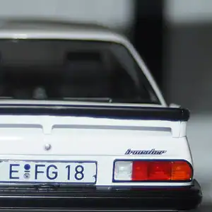 Norev opel manta b irmscher white (fred) 1991 1:18 scale 183306 ltd