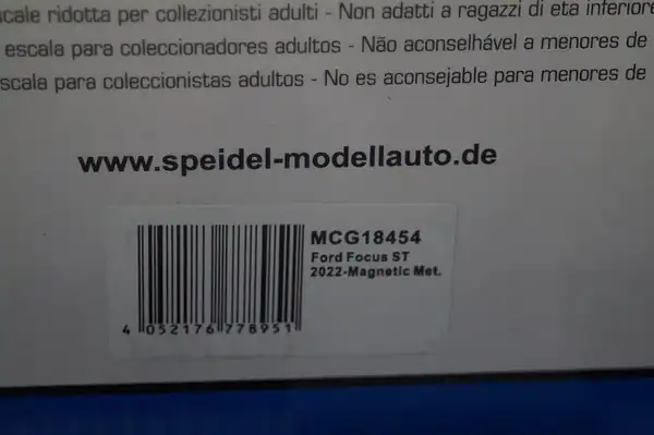 Model car group ford focus st grey 1/18th mcg18454