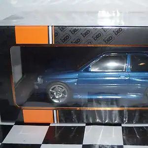 Ixo ford escort rs cosworth 1996 roadcar ready to race 1:18 18rmc180.22