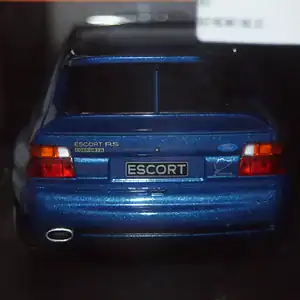 Ixo ford escort rs cosworth 1996 roadcar ready to race 1:18 18rmc180.22