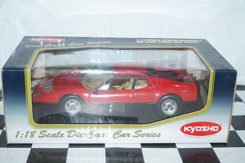 Kyosho ferrari 365 gt4 / bb red 1:18th ref 08173r